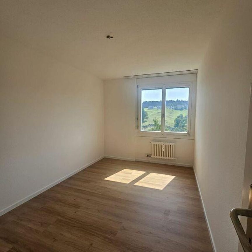 Moderne 3.5 Zimmer Wohnung - Foto 1