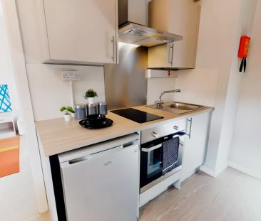 Premium 1 Bed Apartment - Photo 4