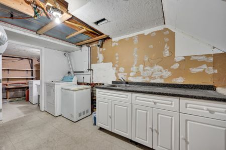 For Lease - 370A Churchill Court, Waterloo, Ontario - Photo 5