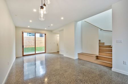 For Lease - 37 Margueretta Street Unit# Laneway, Toronto, Ontario - Photo 4