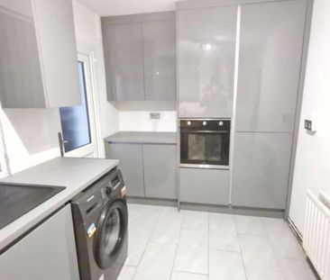 3 bedroom property to rent - Photo 5