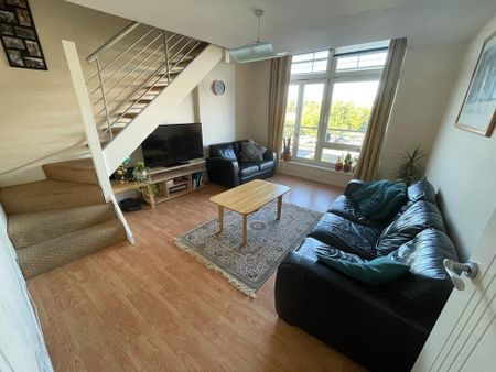 2 bedroom apartment to rent - Photo 2