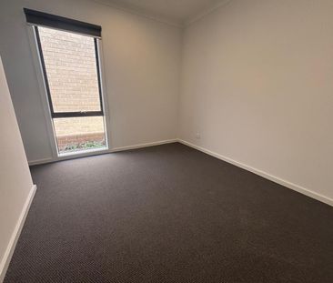 Family Home with Modern Comforts - Photo 3