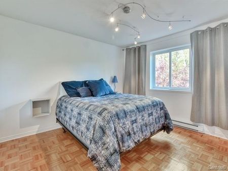 Maison à étages à louer - Deux-Montagnes (Nord) - Photo 4