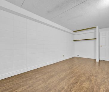 For Lease - 30 Hickory Street Unit# 103, Waterloo, Ontario - Photo 4