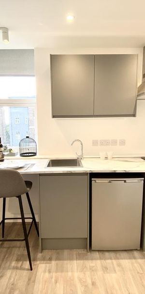 1 bedroom flat to rent - Photo 1