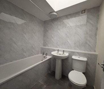 Lodge Road, Rugeley, WS15, Property for rent - Photo 4