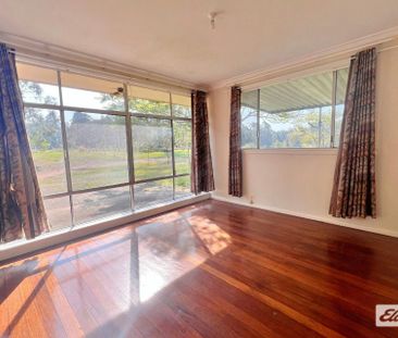 Neat 3-bedroom Home Overlooking Farmland - Photo 4