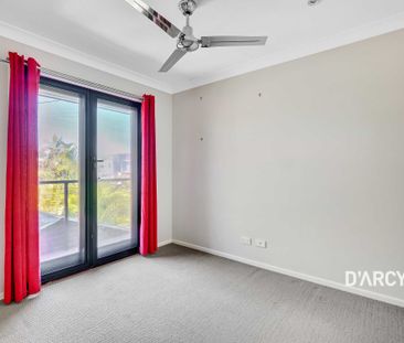 24 CANBERRA DR - Photo 2