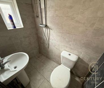 Somerset Road, Southall, UB1 - Photo 4