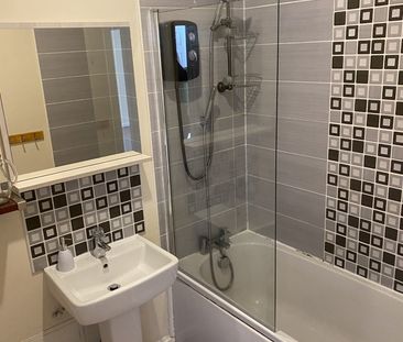 2 Bed Flat, Old Shettleston Road, G32 - Photo 4