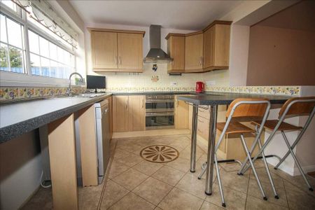 2 bedroom bungalow to rent - Photo 3