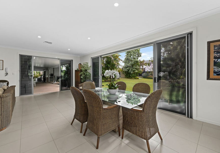 Stylish & Spacious Family Home - Photo 5