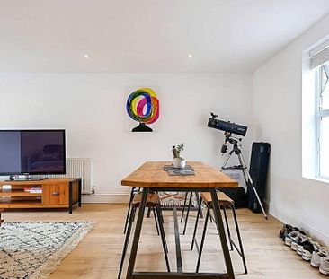 3 bedroom apartment to rent - Photo 4