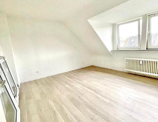 Dachgeschosswohnung - Foto 1