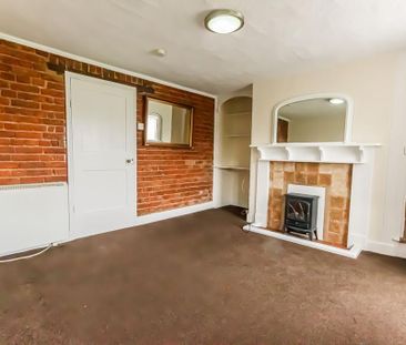 2 bedroom cottage to rent - Photo 2