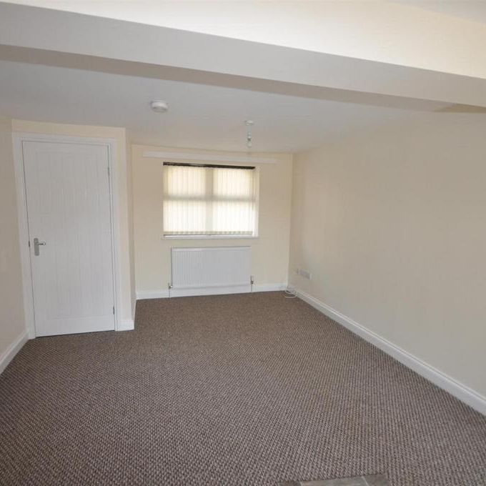 2 bedroom house share to rent - Photo 1