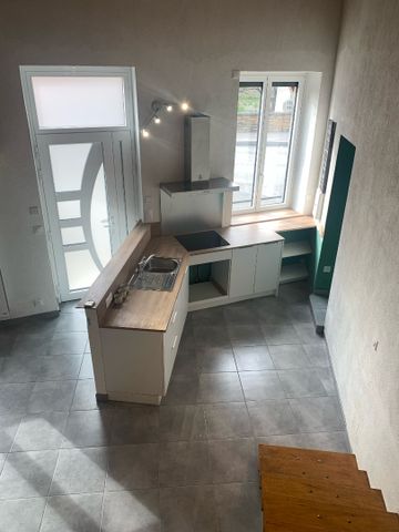 Location Appartement 3 pièces 61m² CALUIRE ET CUIRE 69300 - Photo 2