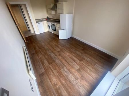 1 bedroom flat to rent - Photo 2