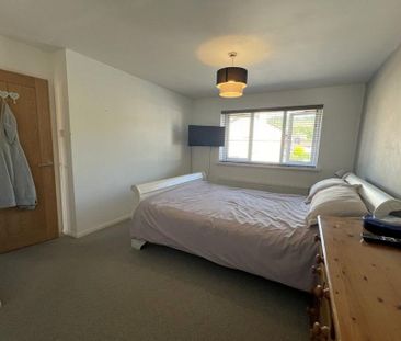 3 bedroom detached house to rent - Photo 4