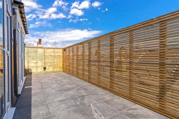 Montague Street, Worthing - Photo 1