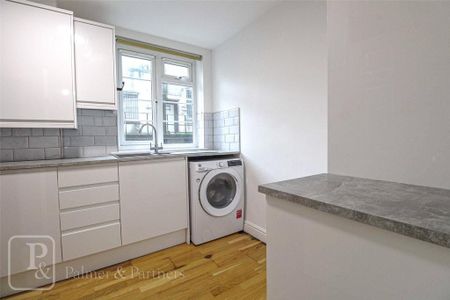 2 bedroom apartment to rent - Photo 5