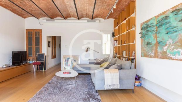 Piso de alquiler en Carrer del Vallespir, Sants - Foto 1