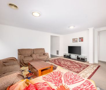 Modern Home in Quiet Court! - Photo 4