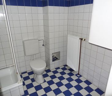 Gemütliche Mietwohnung mit neuer Einbauküche, Terrasse und Lift, in... - Photo 4