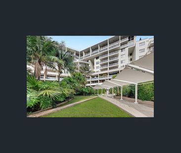 Stunning, Modern, Newly Renovated Apartment in Caringbah - Photo 4