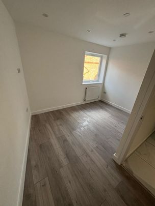 Cheshunt, EN8, Waltham Cross - Photo 1