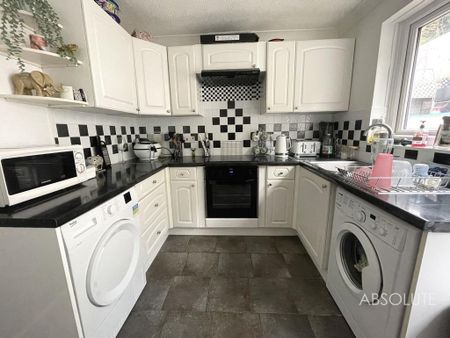 2 bedroom terraced house to rent - Photo 5