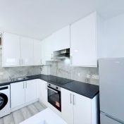 2 bed Apartment for Rent - Photo 1