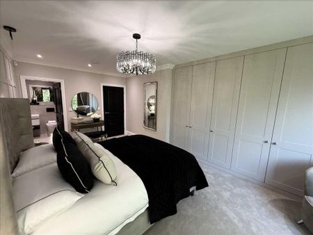 2 bedroom apartment to rent - Photo 5