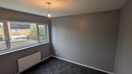 3 bedroom semi-detached house to rent - Photo 4