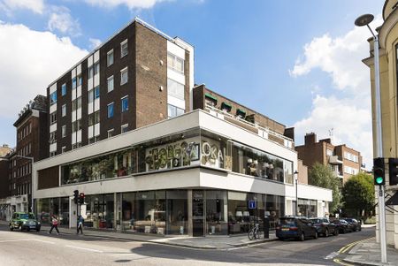 Two Bedroom Two Bathroom Apartment To Let Fulham Road Chelsea SW3 - Photo 2