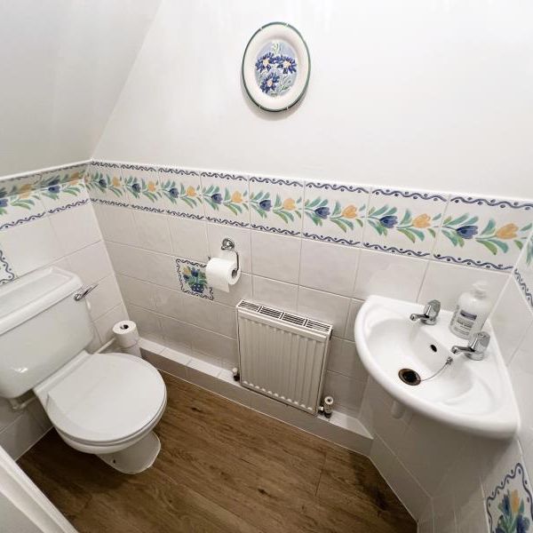 Worsfold Close, Send, Surrey, GU23 - Photo 1