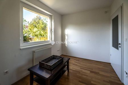 Kiadó újszerű állapotú ház - Kecskemét - Photo 3