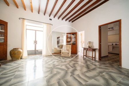 Luxury Villa for rent in Selva, Balearic Islands - Photo 2