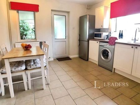 3 bedroom bungalow to rent - Photo 5