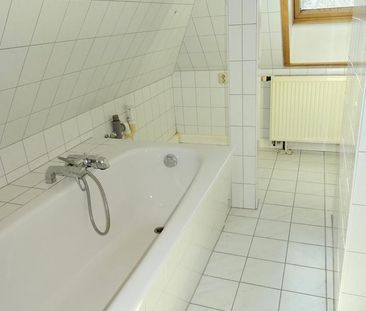 2 Zimmer Dachgeschoss Wohnung in Zwickau zu vermieten ! - Photo 6