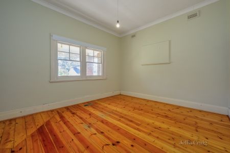 70 James Street, Northcote VIC 3070 - House For Rent | Domain - Photo 5