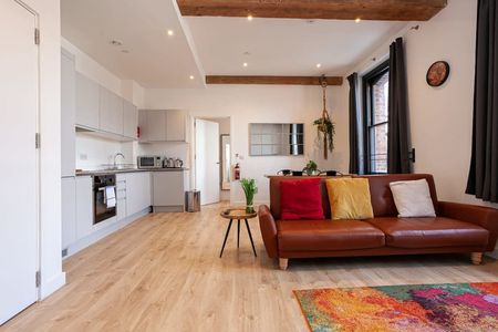 School Street - Photo 2