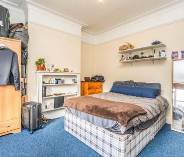 5 bedroom terraced house to rent - Photo 2