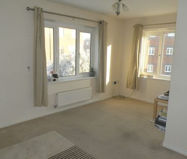 2 bedroom apartment to rent Clyde Street, Hilton, DE65 - Photo 1