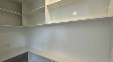 Brand new three bedroom home - Photo 4