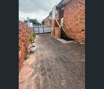 1/11 Percy Street, Portland - Photo 3