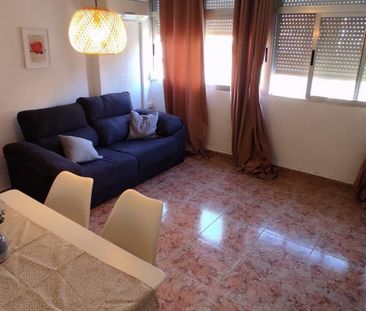 Piso de alquiler en Nou Moles - Photo 3