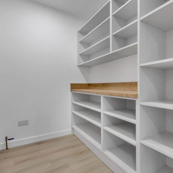 4 bedroom detached house to rent - Photo 1