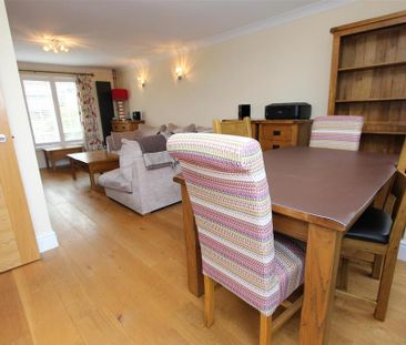 3 bedroom terraced house to rent - Photo 6